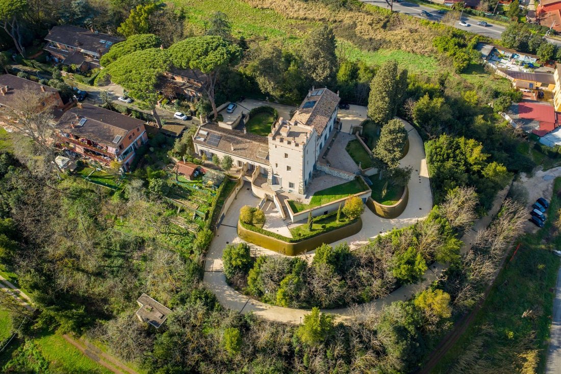 House in Rome, Lazio, Italy 1 - 11781945