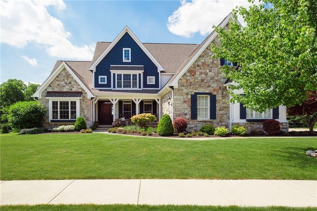 6 Bedrooms Single Family Detached In Westfield, Indiana, United States