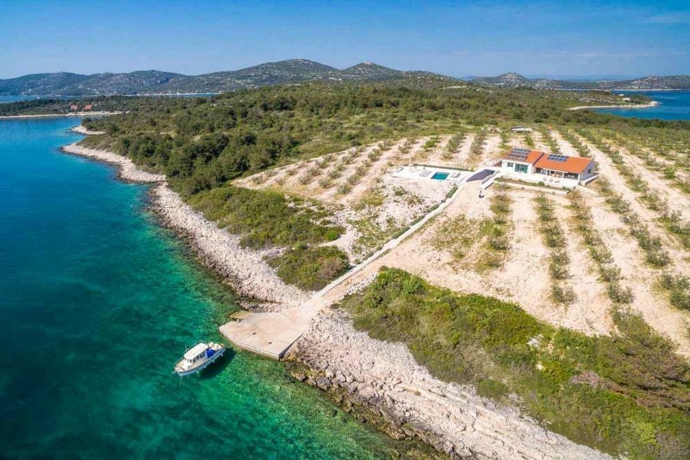 Villa in Kornat, Sibenik-Knin County, Croatia 4 - 11783670