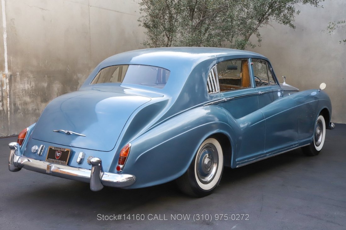 Rolls-Royce Silver Cloud III Long-Wheelbase James Young Design SCT100 Baby Phantom in Los Angeles, CA 5 - 11783581