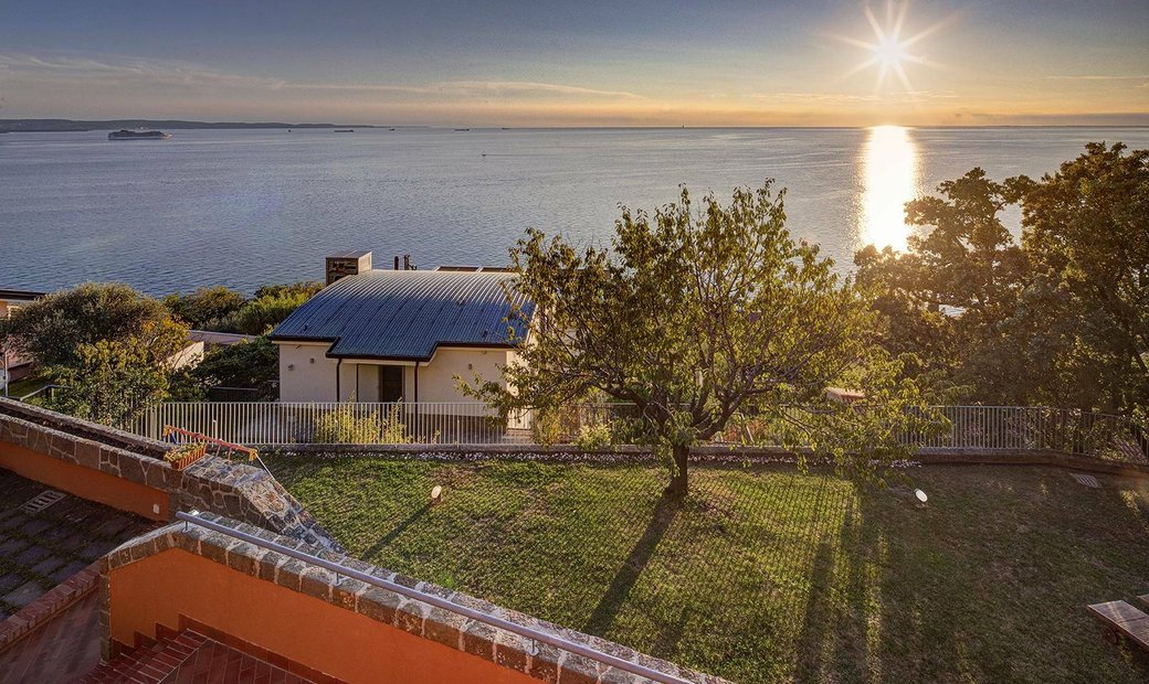 Mansión En Venta En Trieste En Trieste, Friuli Venecia Julia, Italia En