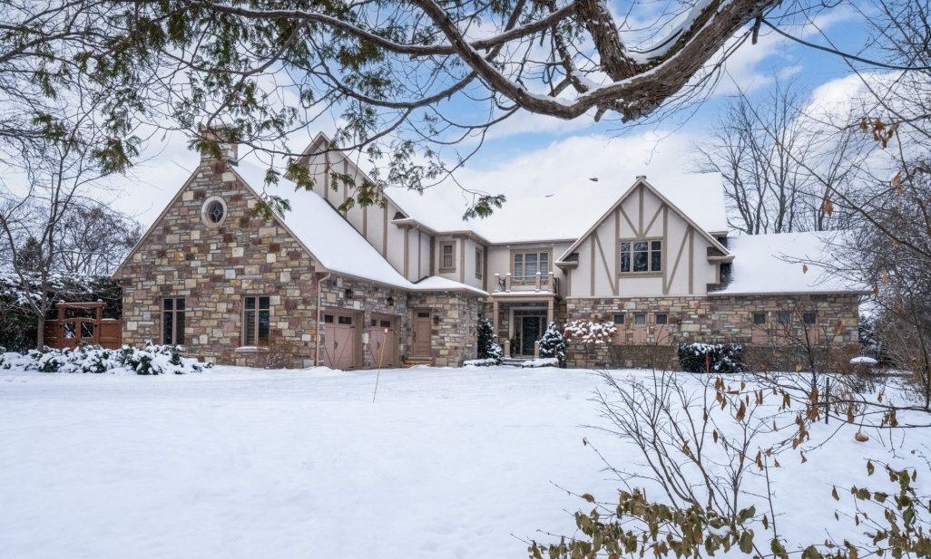 House in Hudson, Quebec, Canada 1 - 11785775