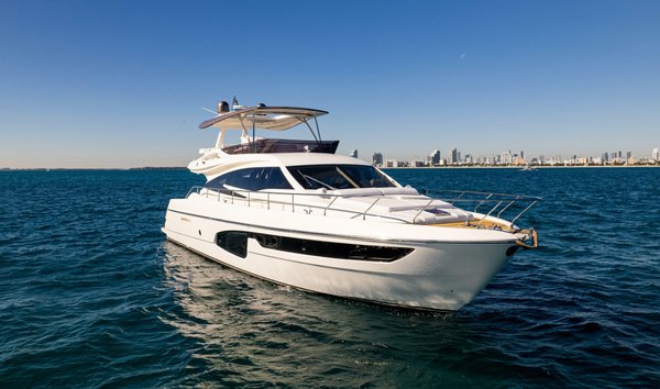 Ferretti Yachts 650 (11767277)