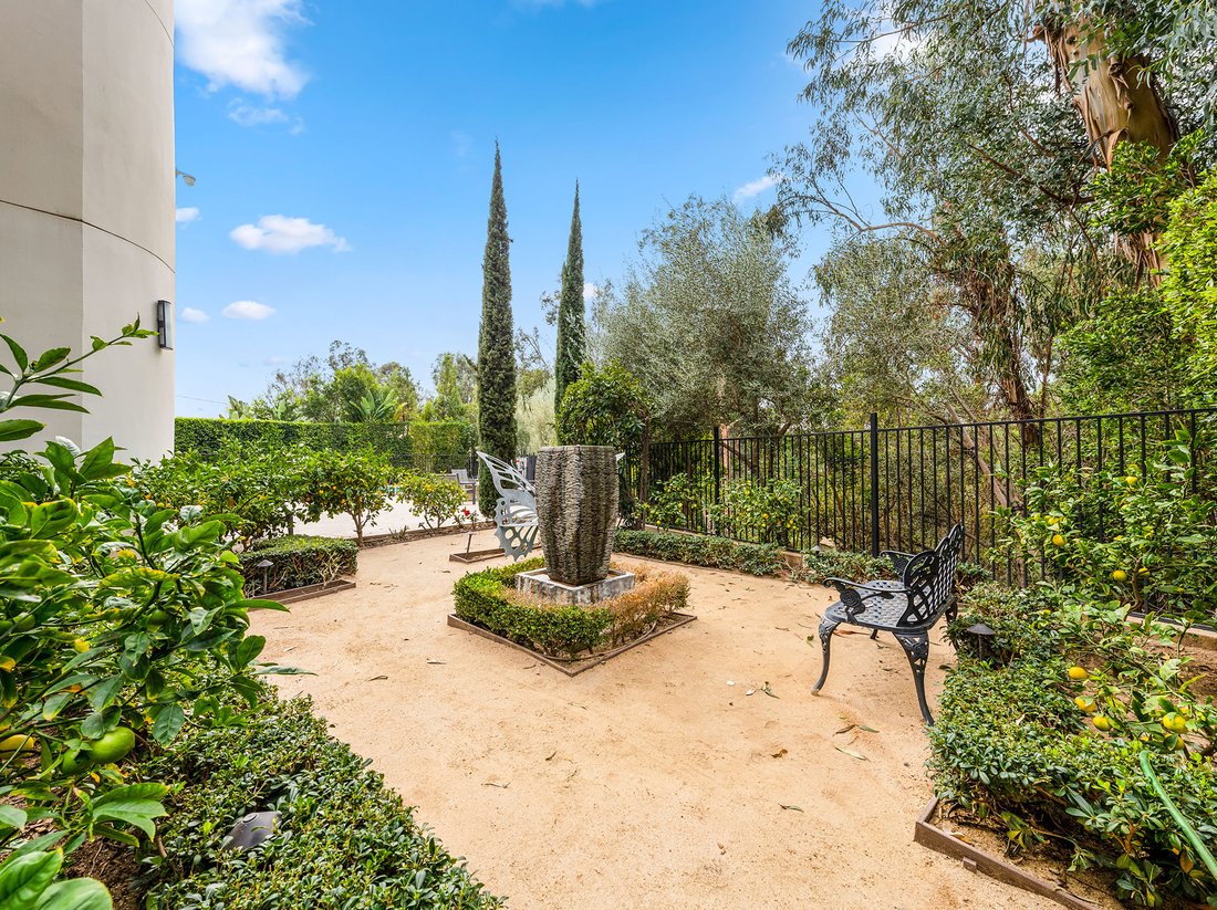 Condo Los Angeles United States In Los Angeles, California, United