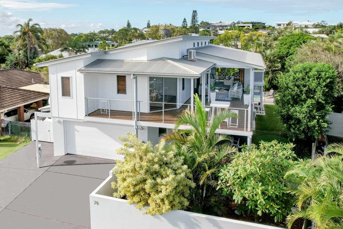 Auction 26. February Private In Sunrise Beach, Queensland, Australia