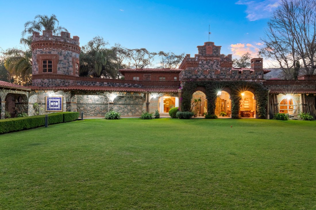 Rancho La Moraleja En Tepeji Del Rio De Ocampo, Hidalgo, México En Venta  (11800130)