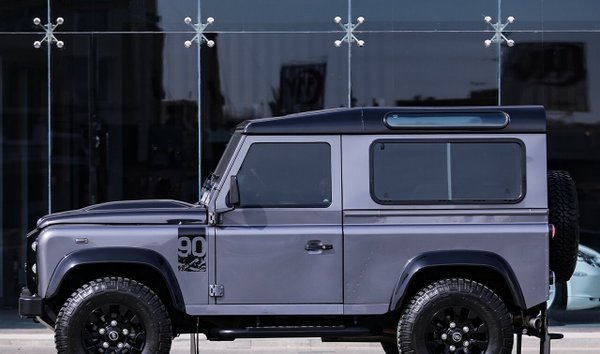 2016 Land Rover Defender 90 4x4 (11802406)