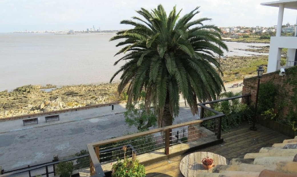 Waterfront House In Punta In Montevideo, Departamento De Montevideo