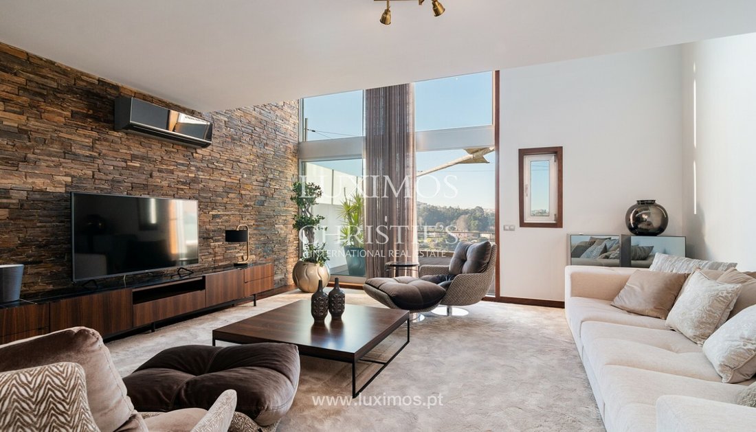 Villa in Gondomar (Sao Cosme), Valbom e Jovim, Porto District, Portugal 3 - 11366170