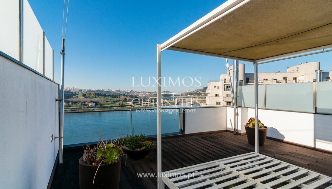 Villa in Gondomar (Sao Cosme), Valbom e Jovim, Porto District, Portugal 2 - 11366170