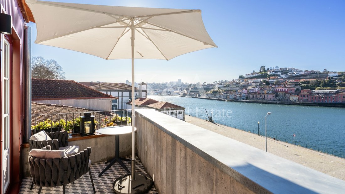 Cedofeita, Santo Ildefonso, Se, Miragaia, Sao Nicolau e Vitoria, Porto District, Portugal 1 - 11807955