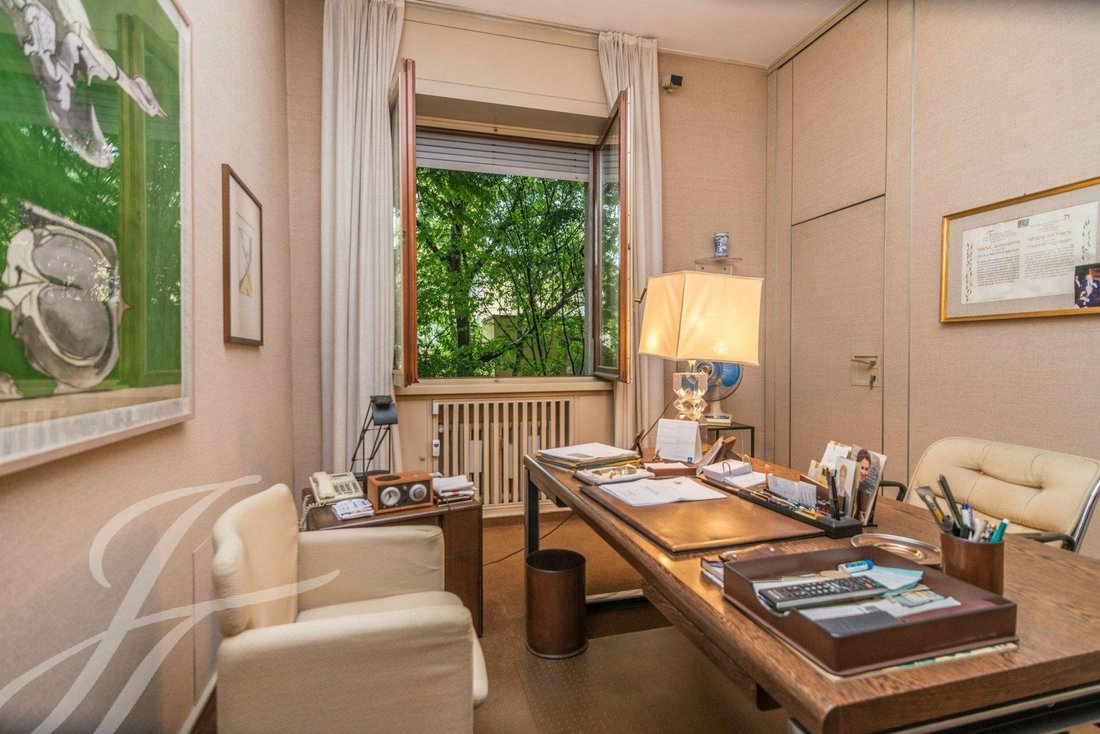 Venta Apartamento Milano (Quadrilatero) En Milán, Lombardía, Italia En Venta (10755429)