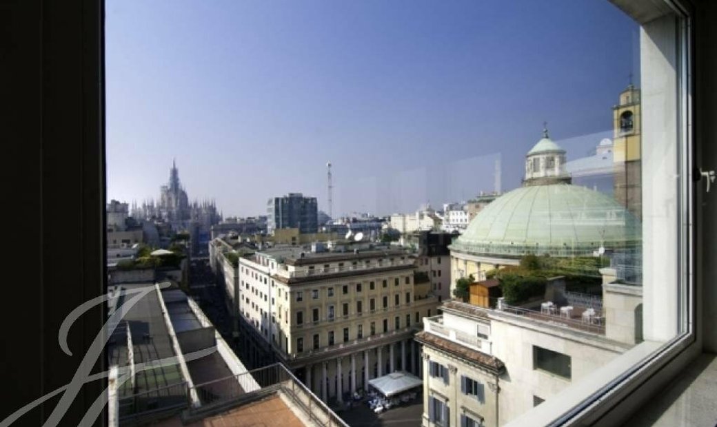 Stunning Penthouse In Milan, Lombardy, Italy For Sale (10755582)