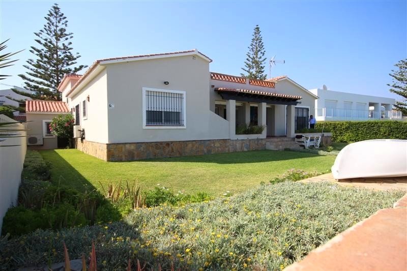 Villa in Estepona, Andalusia, Spain 4 - 11809520