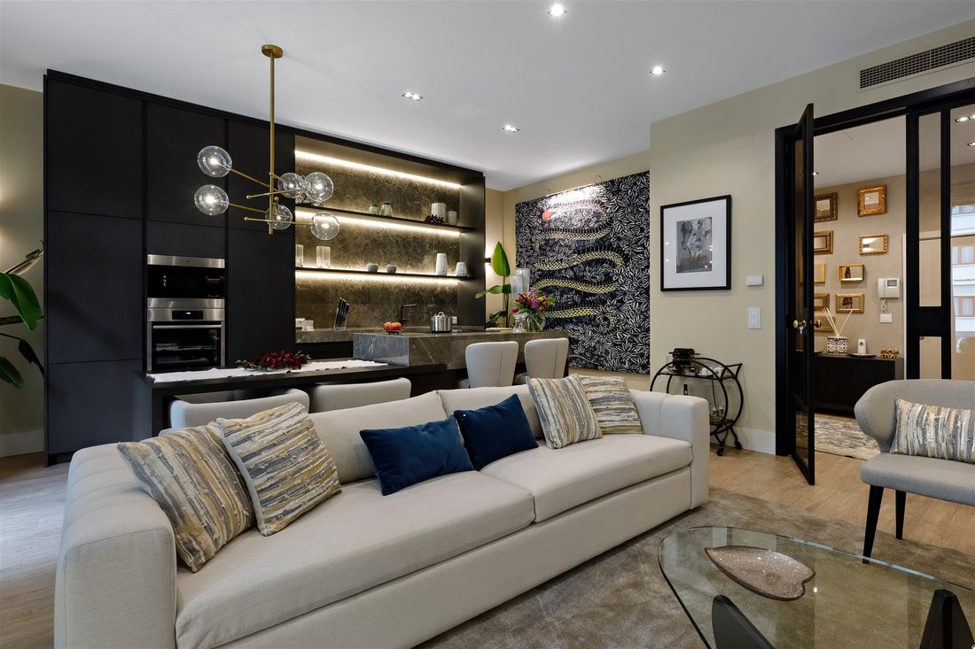 Apartment in Santo Antonio, Lisbon, Portugal 2 - 11810673