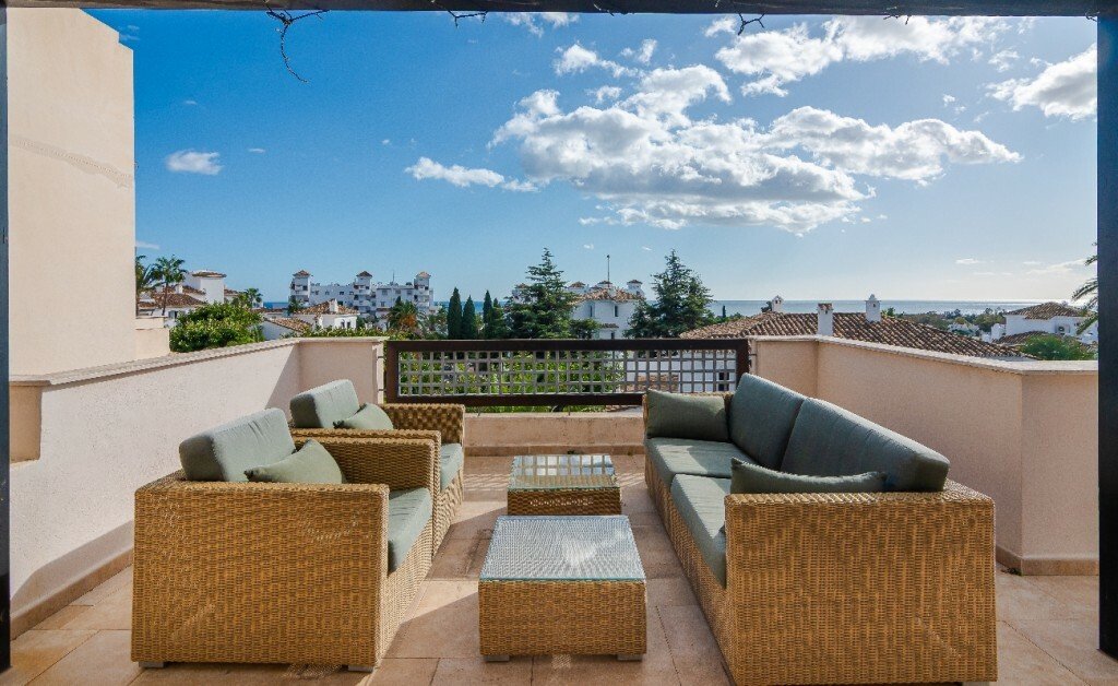 Apartment in Nueva Andalucia, Marbella, Spain 4 - 11284614