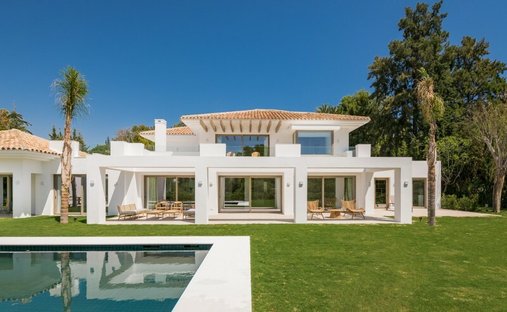Villa à Estepona, Andalousie, Espagne 1