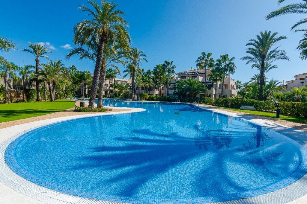 Apartment in Nueva Andalucia, Marbella, Spain 1 - 11284614