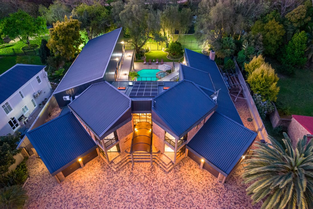 House in Arbeidslus, Western Cape, South Africa 2 - 11810894