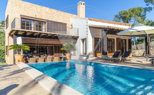 Villa in Portals Nous, Calvia, Balearic Islands 1
