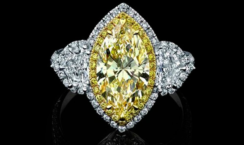2.30ct Marquise cut Diamond is Color U-V, Clarity VS1