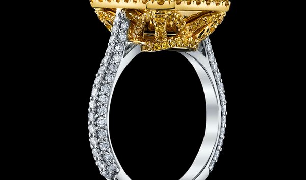 SAVE $95,000 OFF OF THIS AMAZING DIAMOND RING - 8.02CT FANCY YELLOW DIAMOND IF CLARITY (11813124)