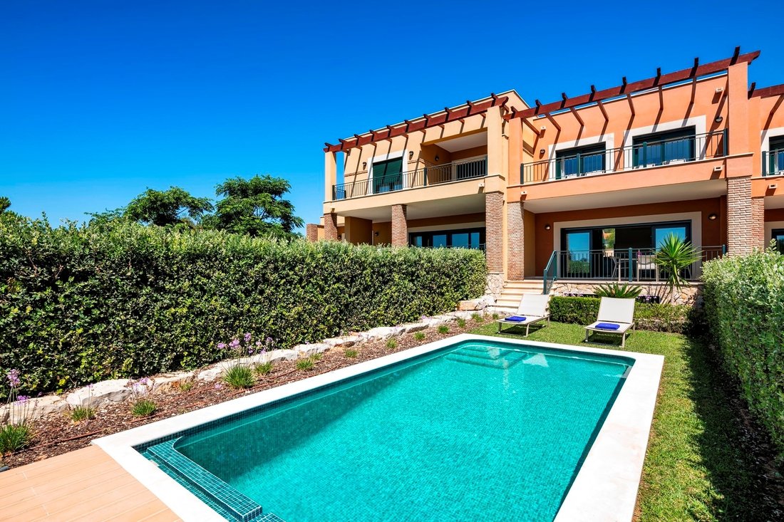 Villa in Carvoeiro, Algarve, Portugal 1 - 11815431