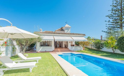 Villa in Golden Mile, Andalusia, Spain 1