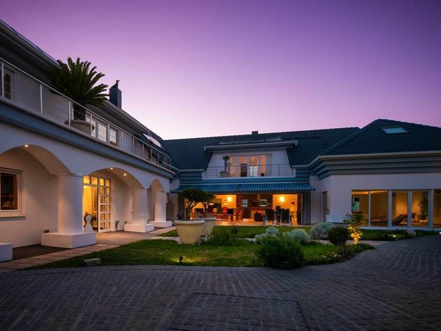House in Yzerfontein, Western Cape, South Africa 1