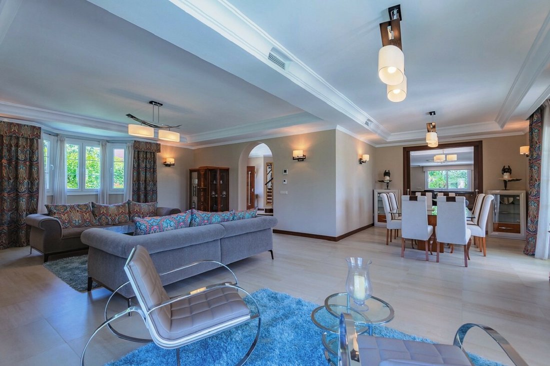 Villa en Milla de Oro, Andalucía, España 2 - 11360853