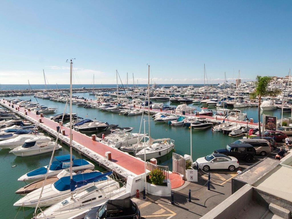 Villa in Puerto Banus, Marbella, Spain 4 - 11814462