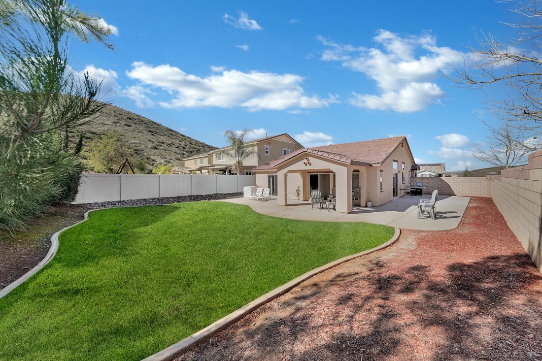 House in Menifee, California, United States 3 - 11814574