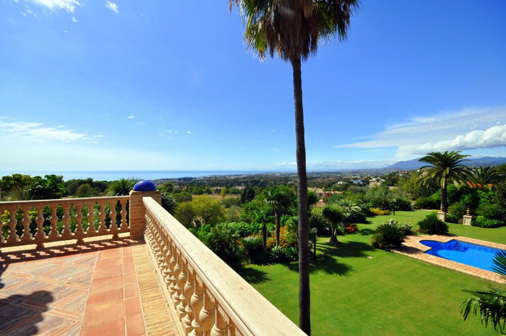 Villa in Sierra Blanca, Marbella, Spain 2 - 10608122