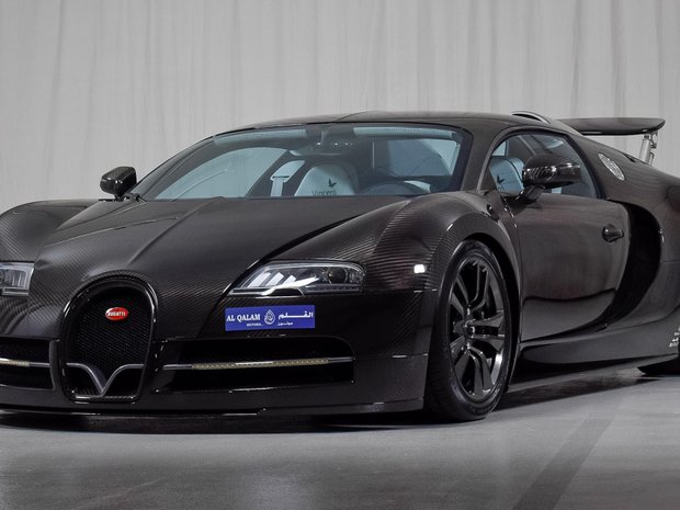 2009 Bugatti Veyron awd in Dubai, United Arab Emirates 1