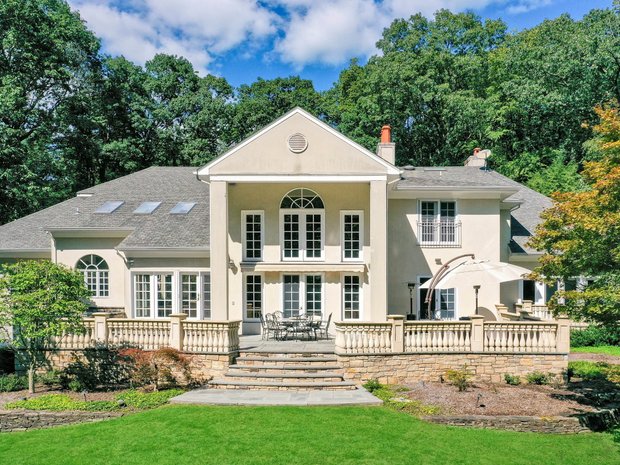 Villa in Saddle River, New Jersey, United States 1