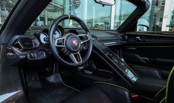 2015 Porsche 918 awd