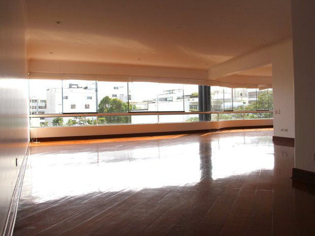 Apartment in San Isidro, Metropolitan Municipality of Lima, Peru 1