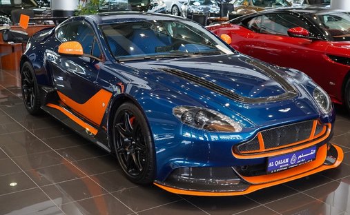 2016 Aston Martin Vantage GT12 awd in Dubai, United Arab Emirates 1
