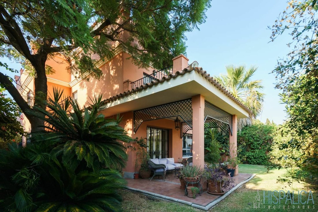 Villa in Distrito Bellavista-La Palmera, Seville, Spain 1 - 11800808