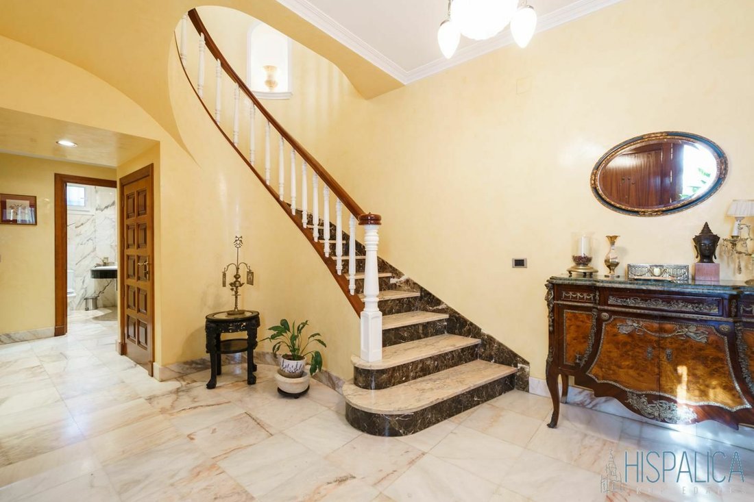 Villa in Distrito Bellavista-La Palmera, Seville, Spain 2 - 11800808