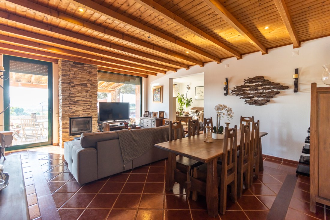 Villa in Bensafrim e Barao de Sao Joao, Algarve, Portugal 2 - 11835614