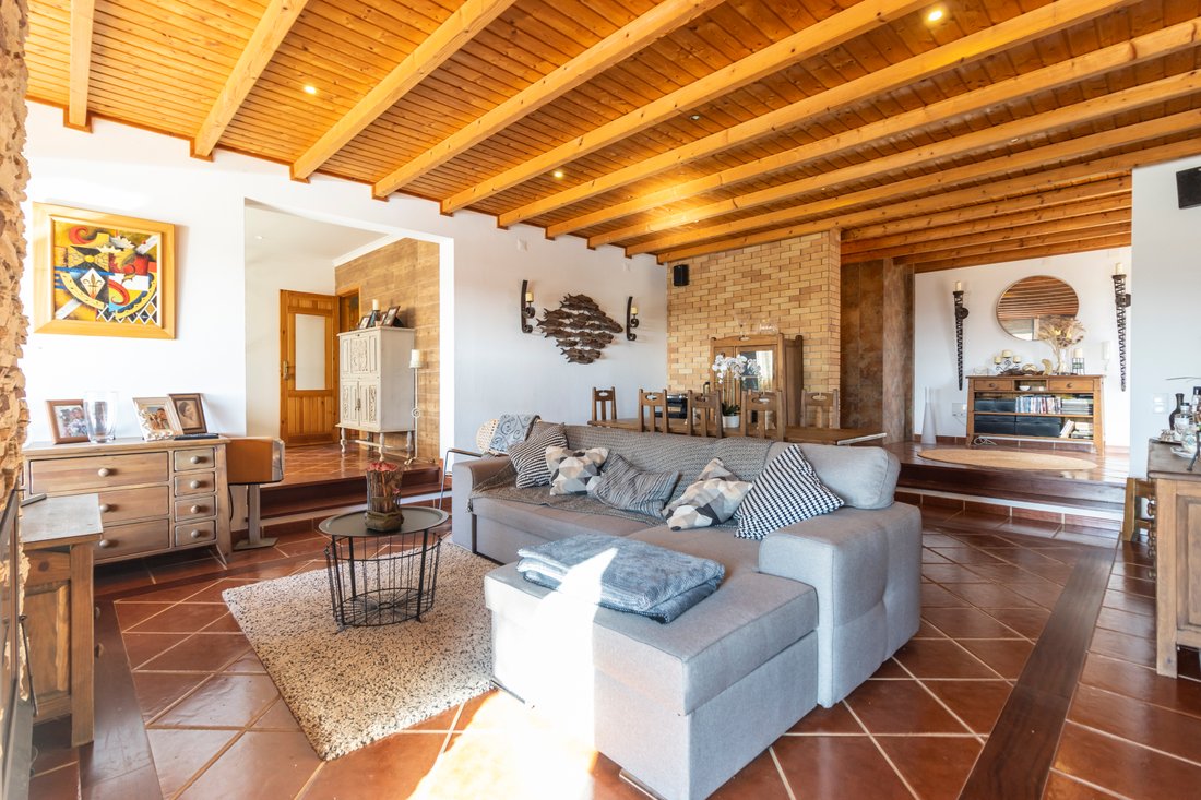 Villa in Bensafrim e Barao de Sao Joao, Algarve, Portugal 3 - 11835614