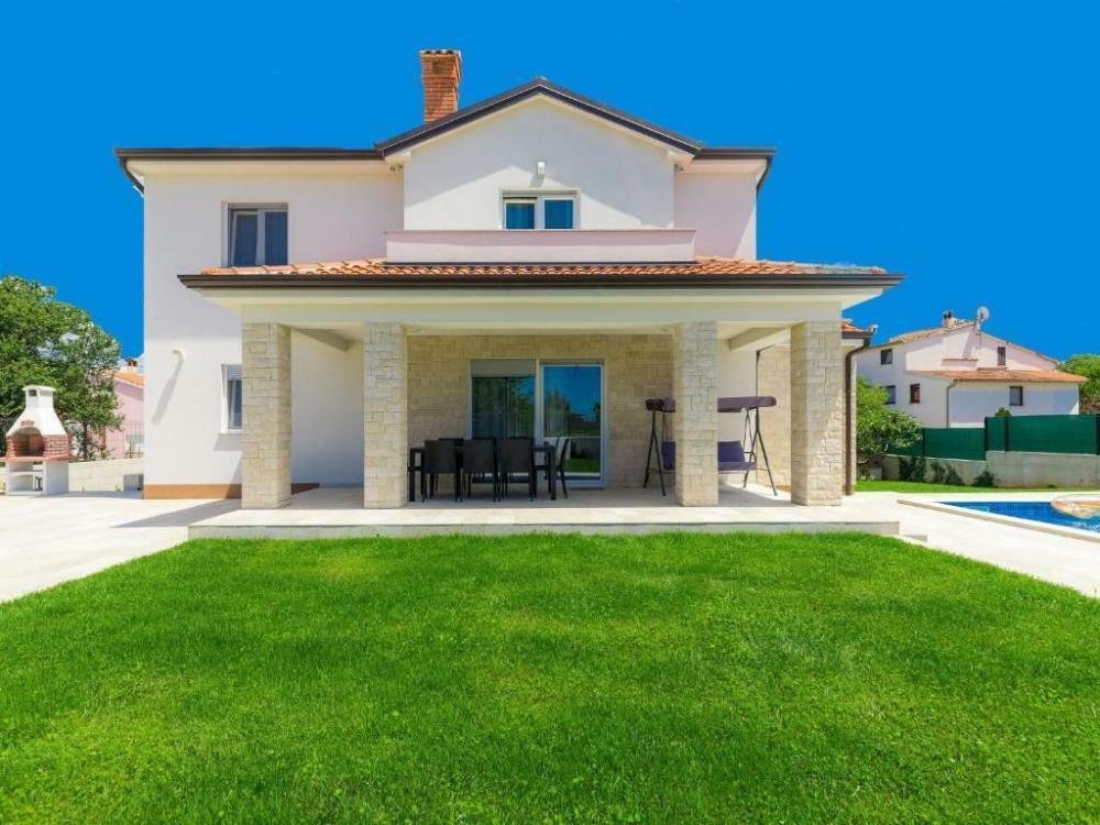 Villa For Sale In Poreč, Porec In Poreč, Istria County, Croatia For