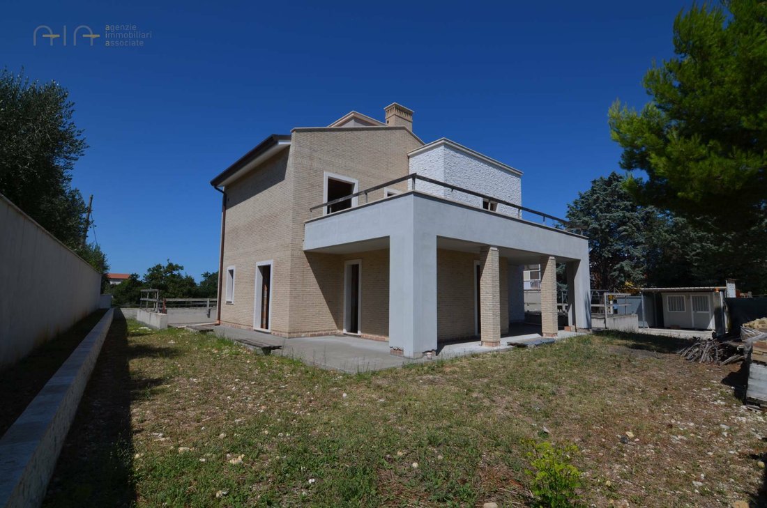 Villa in Collinare - Valtesino - Tesino, Grottammare, Marche 1 - 11843875