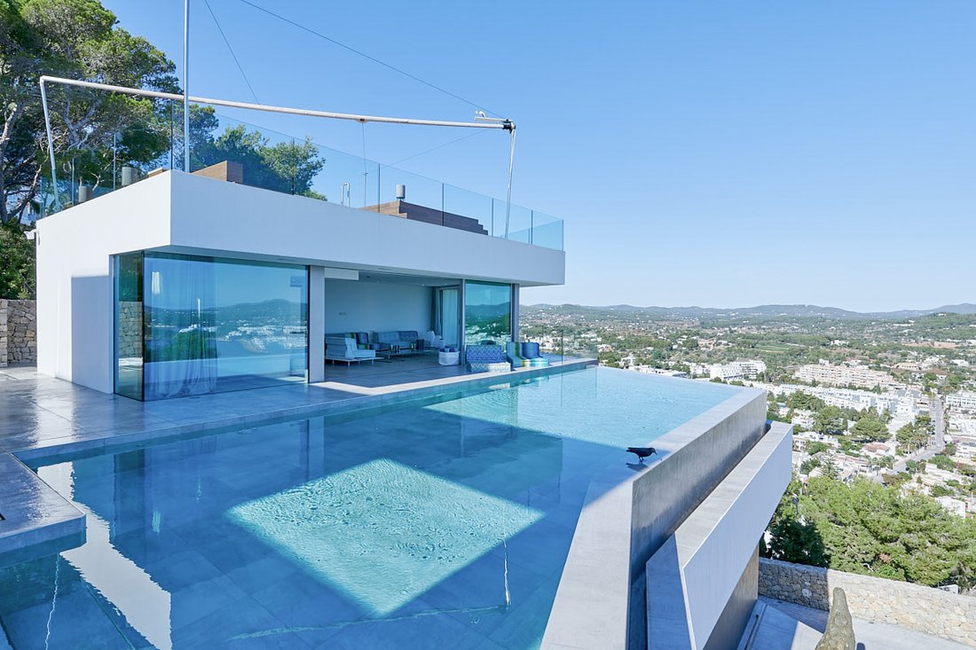 Villa in Santa Eularia des Riu, Balearic Islands, Spain 1 - 11844242