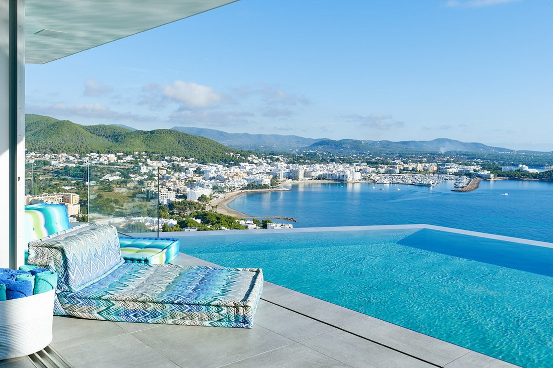 Villa in Santa Eularia des Riu, Balearic Islands, Spain 2 - 11844242