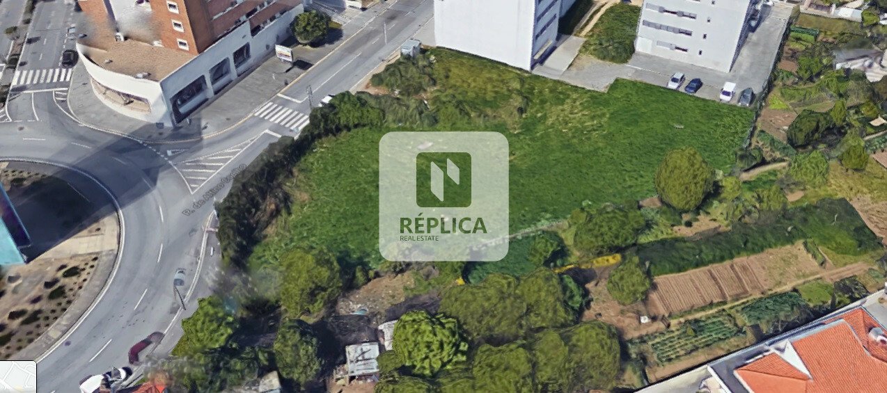 Land for sale in Maia, Portugal — €1,250,000