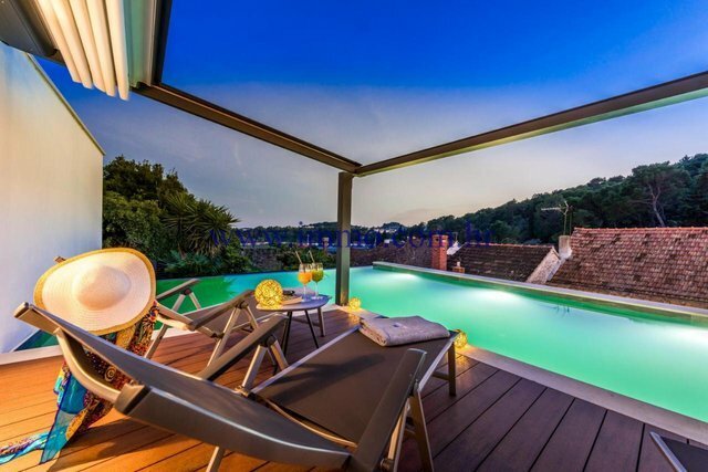 Villa in Gradski kotar Stari grad, Korcula, Dubrovnik-Neretva County 3 - 11847468