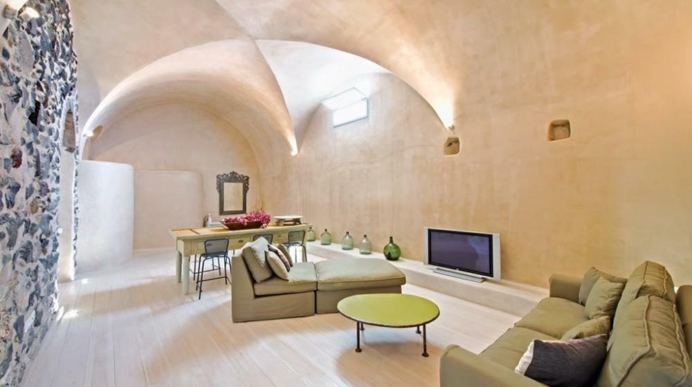House in Thira, Aegean, Greece 1 - 11371472
