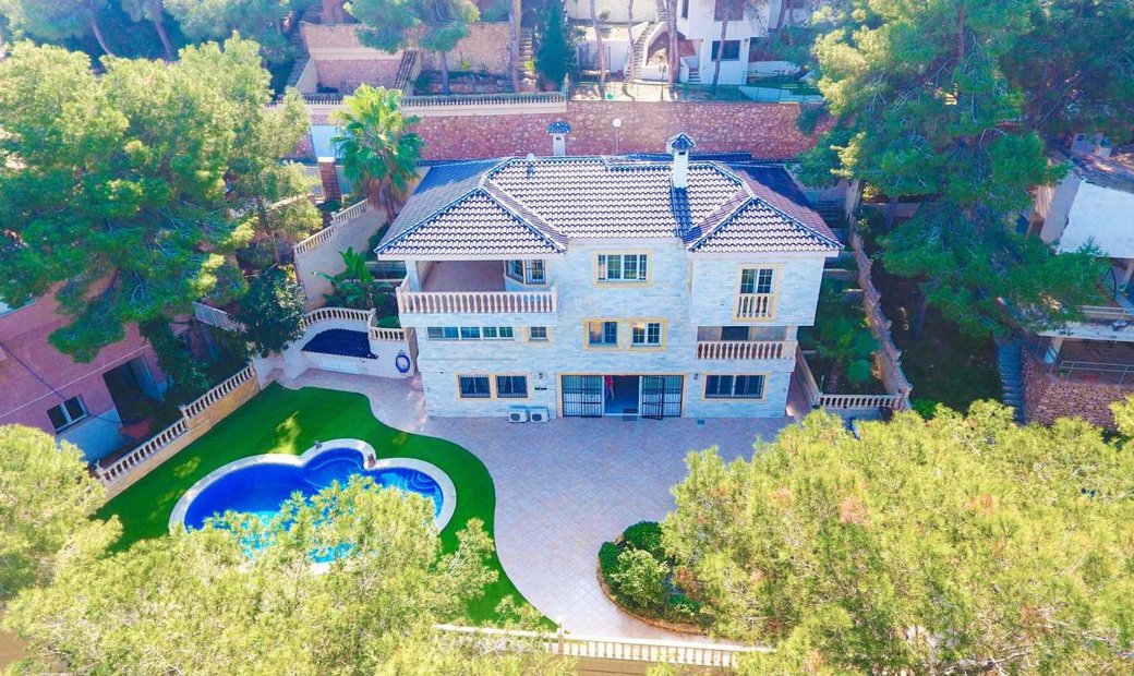 Campoamor Villa In Orihuela, Valencian Community, Spain For Sale (11853989)